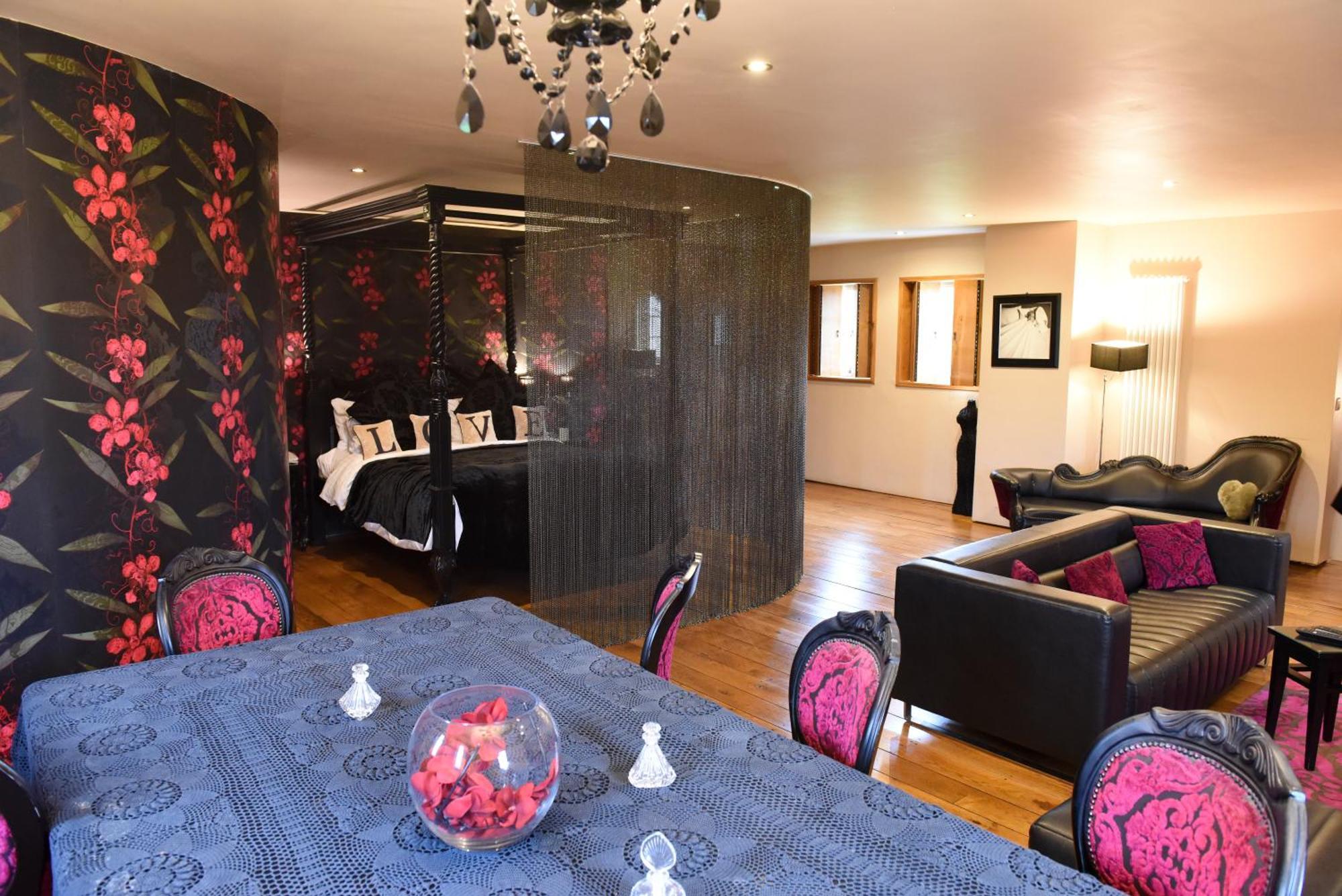 Glenskirlie Castle Hotel Banknock Extérieur photo