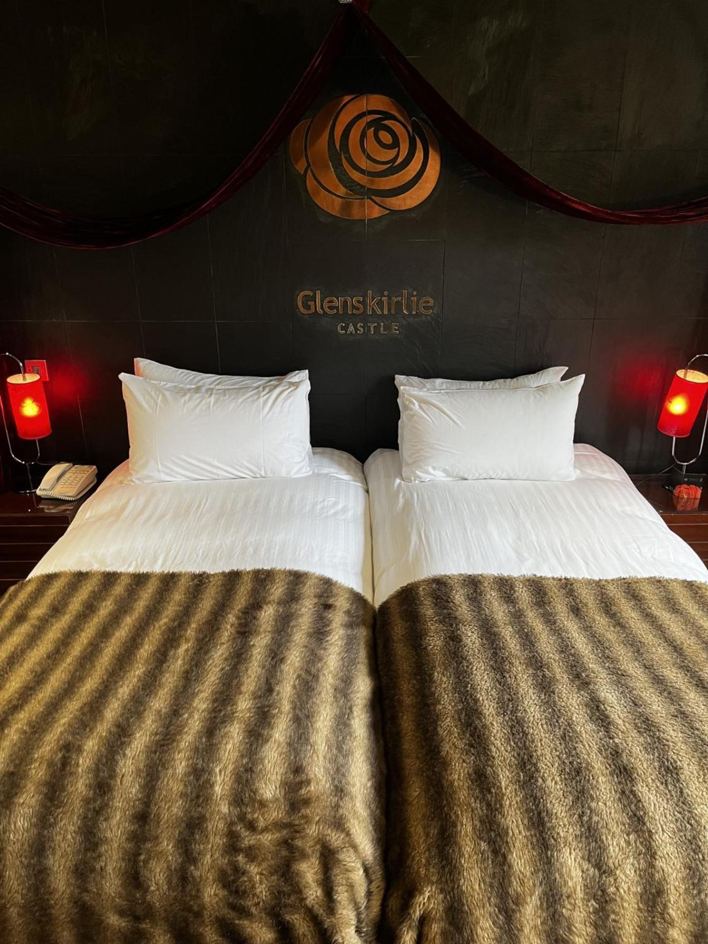 Glenskirlie Castle Hotel Banknock Extérieur photo
